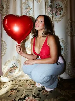 Nia Sioux OnlyFans Leaked Free Thumbnail Picture - #UhQSJjkmDA