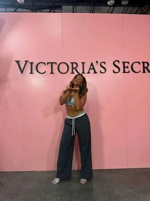 Nia Sioux OnlyFans Leaked Free Thumbnail Picture - #wts1ZE5FjS