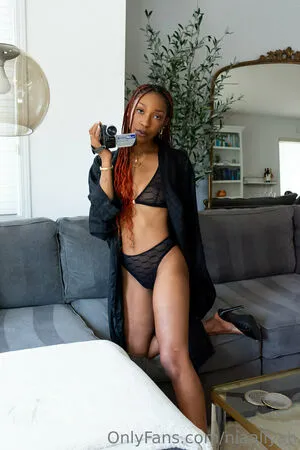 Niaaliyah OnlyFans Leaked Free Thumbnail Picture - #ClitOgCsaj