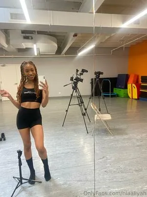 Niaaliyah OnlyFans Leaked Free Thumbnail Picture - #DcY4mEaK3c