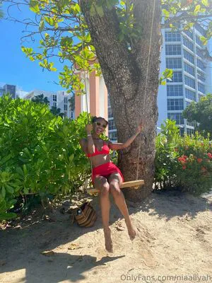 Niaaliyah OnlyFans Leaked Free Thumbnail Picture - #ERkrMzSSA5