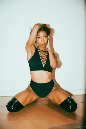 Niaaliyah OnlyFans Leaked Free Thumbnail Picture - #QthOFMgfcl