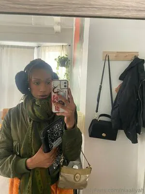 Niaaliyah OnlyFans Leaked Free Thumbnail Picture - #ZKtRuhmGvk