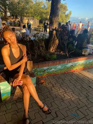 Niaaliyah OnlyFans Leaked Free Thumbnail Picture - #iM1QzcLt0Q