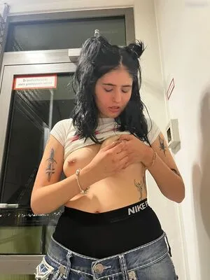 Niamausilol OnlyFans Leaked Free Thumbnail Picture - #feIW2RTC48
