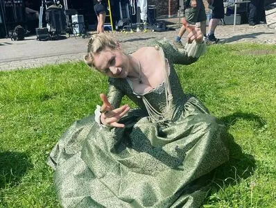 Niamh Algar OnlyFans Leaked Free Thumbnail Picture - #ryaD6yn35L