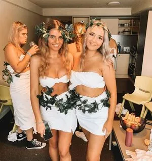 Niamh O Reilly OnlyFans Leaked Free Thumbnail Picture - #0qPsunTk4m