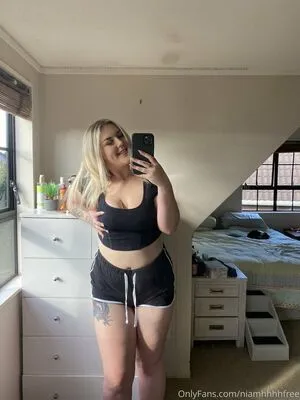 Niamhhhhfree OnlyFans Leaked Free Thumbnail Picture - #mfekZ98flg