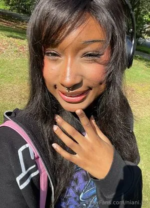 Niani Bx OnlyFans Leaked Free Thumbnail Picture - #ODF3bWpbGU