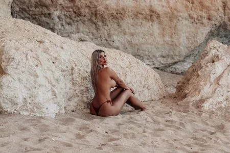 Nicci Azzy OnlyFans Leaked Free Thumbnail Picture - #9BFdZ3R5D7