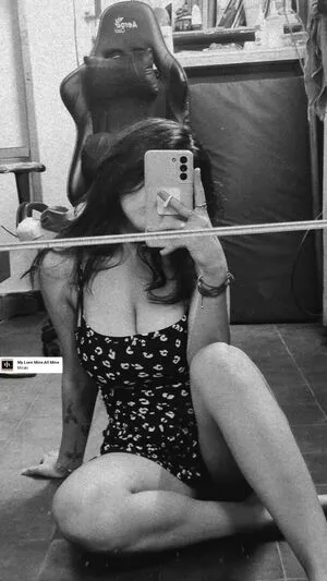 Niche Smile OnlyFans Leaked Free Thumbnail Picture - #dmcNb66nds