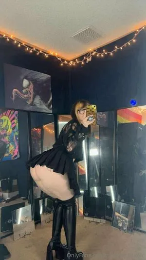 Nichole Manic OnlyFans Leaked Free Thumbnail Picture - #SqNCnvEWY8