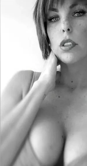 Nici Faschionandmore OnlyFans Leaked Free Thumbnail Picture - #hjpidV2jB3