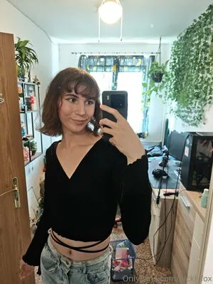 Nicki Fox OnlyFans Leaked Free Thumbnail Picture - #HmsG37L5x9