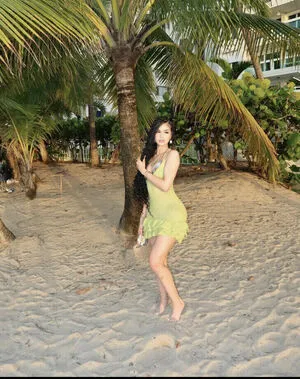 Nickimariex OnlyFans Leaked Free Thumbnail Picture - #PsBIKJIkPT