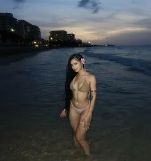 Nickimariiee OnlyFans Leaked Free Thumbnail Picture - #Y3XMHiA2C1