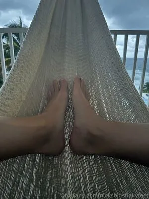 Nicksbigstinkyfeet OnlyFans Leaked Free Thumbnail Picture - #pXxdD6YMEB