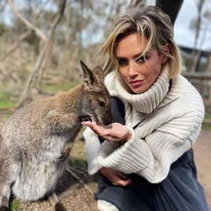 Nicky Whelan OnlyFans Leaked Free Thumbnail Picture - #DcwZlm7Qny