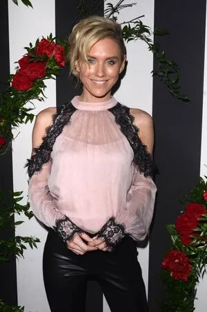 Nicky Whelan OnlyFans Leaked Free Thumbnail Picture - #GdcwXga3f3