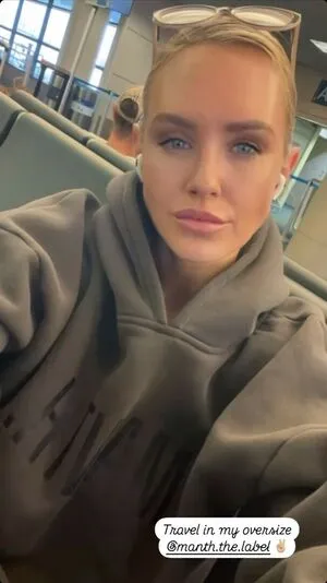 Nicky Whelan OnlyFans Leaked Free Thumbnail Picture - #P7c0kWR7Ah