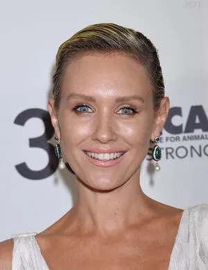 Nicky Whelan OnlyFans Leaked Free Thumbnail Picture - #bvvyLdEkM6