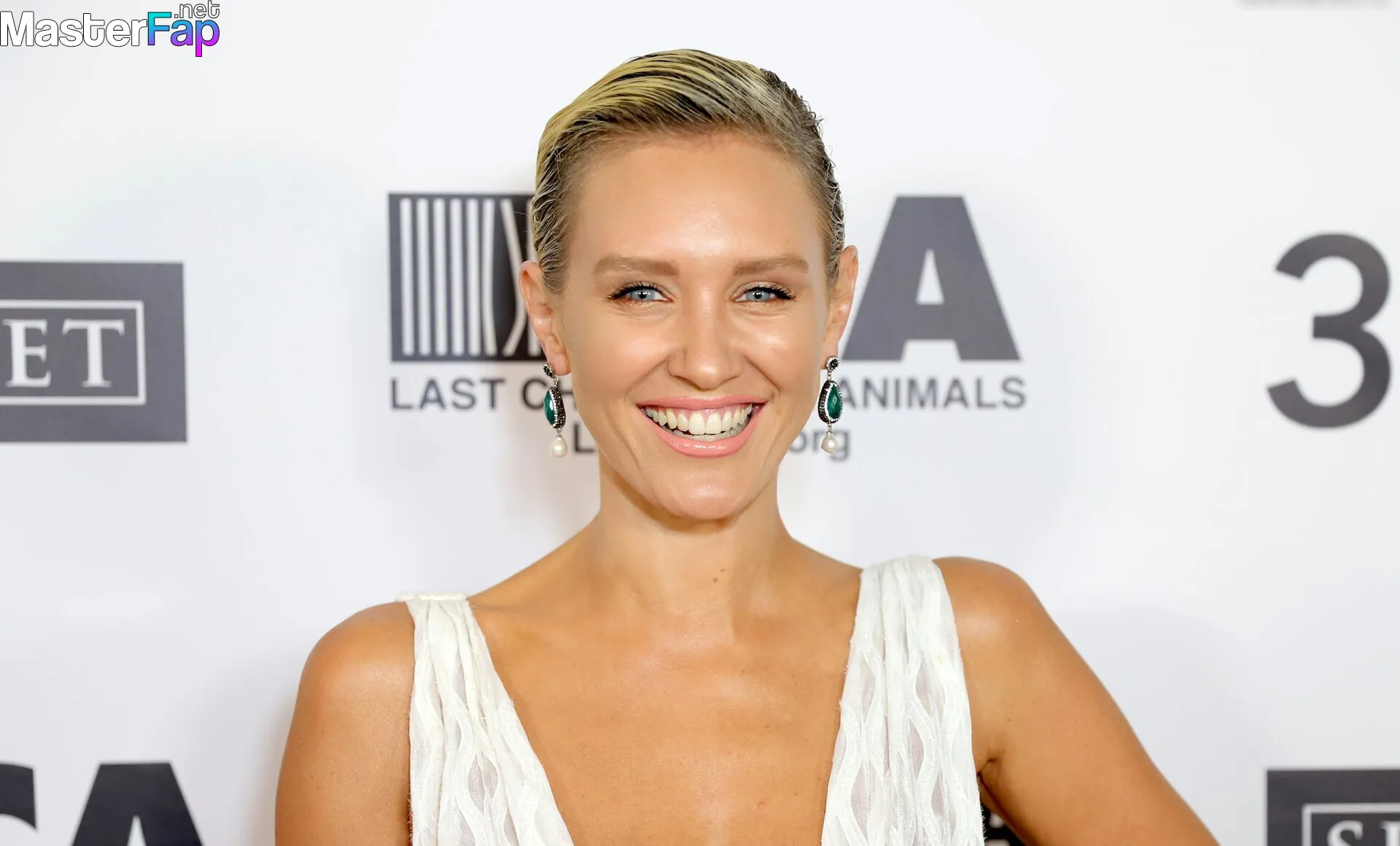 nicky-whelan