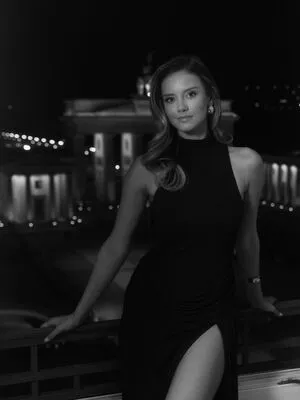 Nicola Cavanis OnlyFans Leaked Free Thumbnail Picture - #7dLIlmSEtF