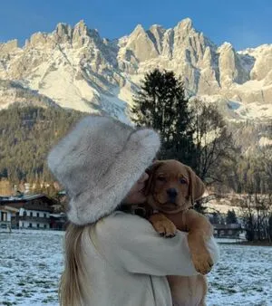 Nicola Cavanis OnlyFans Leaked Free Thumbnail Picture - #D2ghmIwDMq