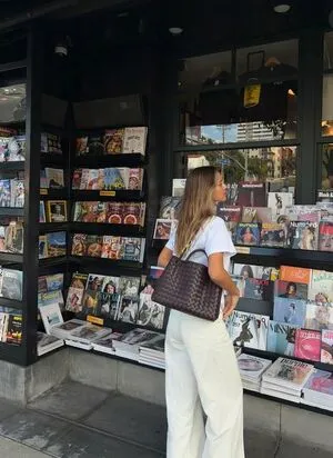 Nicola Cavanis OnlyFans Leaked Free Thumbnail Picture - #aW7iv8ugXt