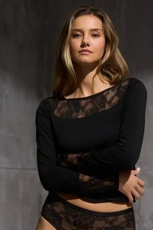 Nicola Cavanis OnlyFans Leaked Free Thumbnail Picture - #eDasbm08Lh