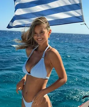 Nicola Cavanis OnlyFans Leaked Free Thumbnail Picture - #osNYnLPulb