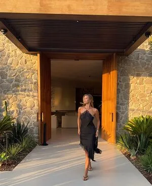 Nicola Cavanis OnlyFans Leaked Free Thumbnail Picture - #y1QicddDYD