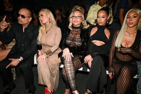 Nicole Coco Austin OnlyFans Leaked Free Thumbnail Picture - #8xDKpDltiD