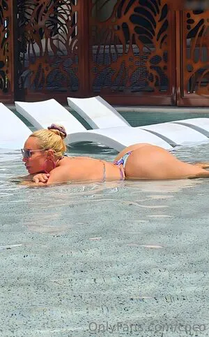 Nicole Coco Austin OnlyFans Leaked Free Thumbnail Picture - #h6RQ55hFqq