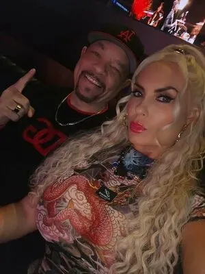 Nicole Coco Austin OnlyFans Leaked Free Thumbnail Picture - #i6i7xorQAd