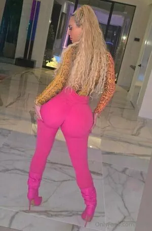 Nicole Coco Austin OnlyFans Leaked Free Thumbnail Picture - #vXdb636b1B