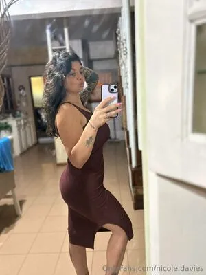 Nicole Davies OnlyFans Leaked Free Thumbnail Picture - #STHlg4UNZr