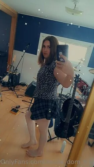 Nicole Dom Trap OnlyFans Leaked Free Thumbnail Picture - #tmIVwu2mPp