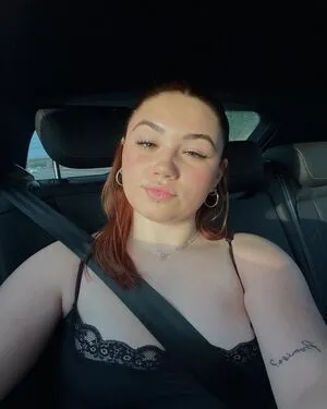 Nicole Dyer OnlyFans Leaked Free Thumbnail Picture - #24kaI2wYUQ