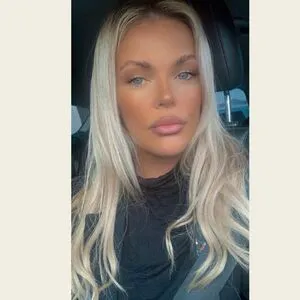 Nicole Farrell Glasgow OnlyFans Leaked Free Thumbnail Picture - #PKLl3Gev7f