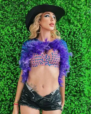 Nicole Louise OnlyFans Leaked Free Thumbnail Picture - #09FrZk2GZS