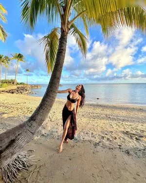 Nicole Scherzinger OnlyFans Leaked Free Thumbnail Picture - #UcDikoiFAI