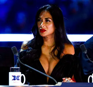 Nicole Scherzinger OnlyFans Leaked Free Thumbnail Picture - #gkexKL29zf
