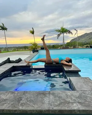 Nicole Scherzinger OnlyFans Leaked Free Thumbnail Picture - #wHkYUoiult