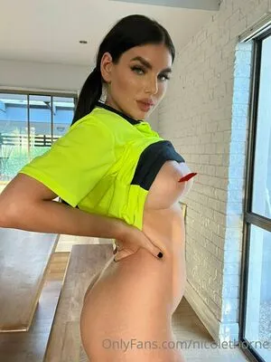 Nicole Thorne OnlyFans Leaked Free Thumbnail Picture - #8Kx4xtOqis