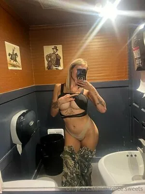 Nicolee Sweets OnlyFans Leaked Free Thumbnail Picture - #9TwyM7r7Lr