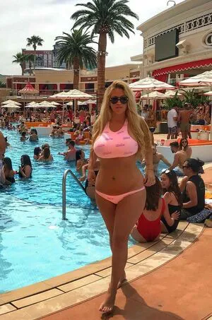 Nicolle A OnlyFans Leaked Free Thumbnail Picture - #57Mk8wuwAl