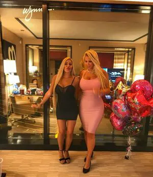 Nicolle A OnlyFans Leaked Free Thumbnail Picture - #8OJ4E5zf6R