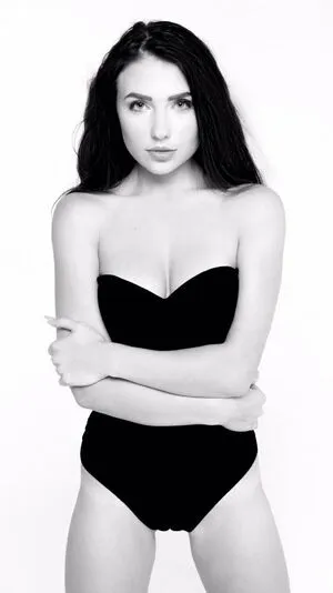 Niemiraofficial OnlyFans Leaked Free Thumbnail Picture - #eSfexEs84M