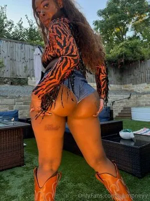 Niemoneyy OnlyFans Leaked Free Thumbnail Picture - #FIxl4tLTSt